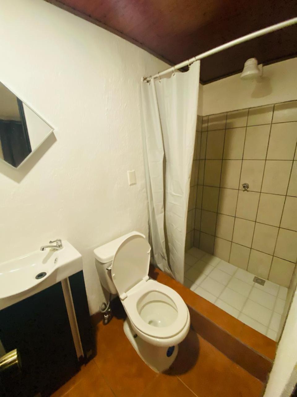 Hostal 17-52 Guatemala City Екстериор снимка