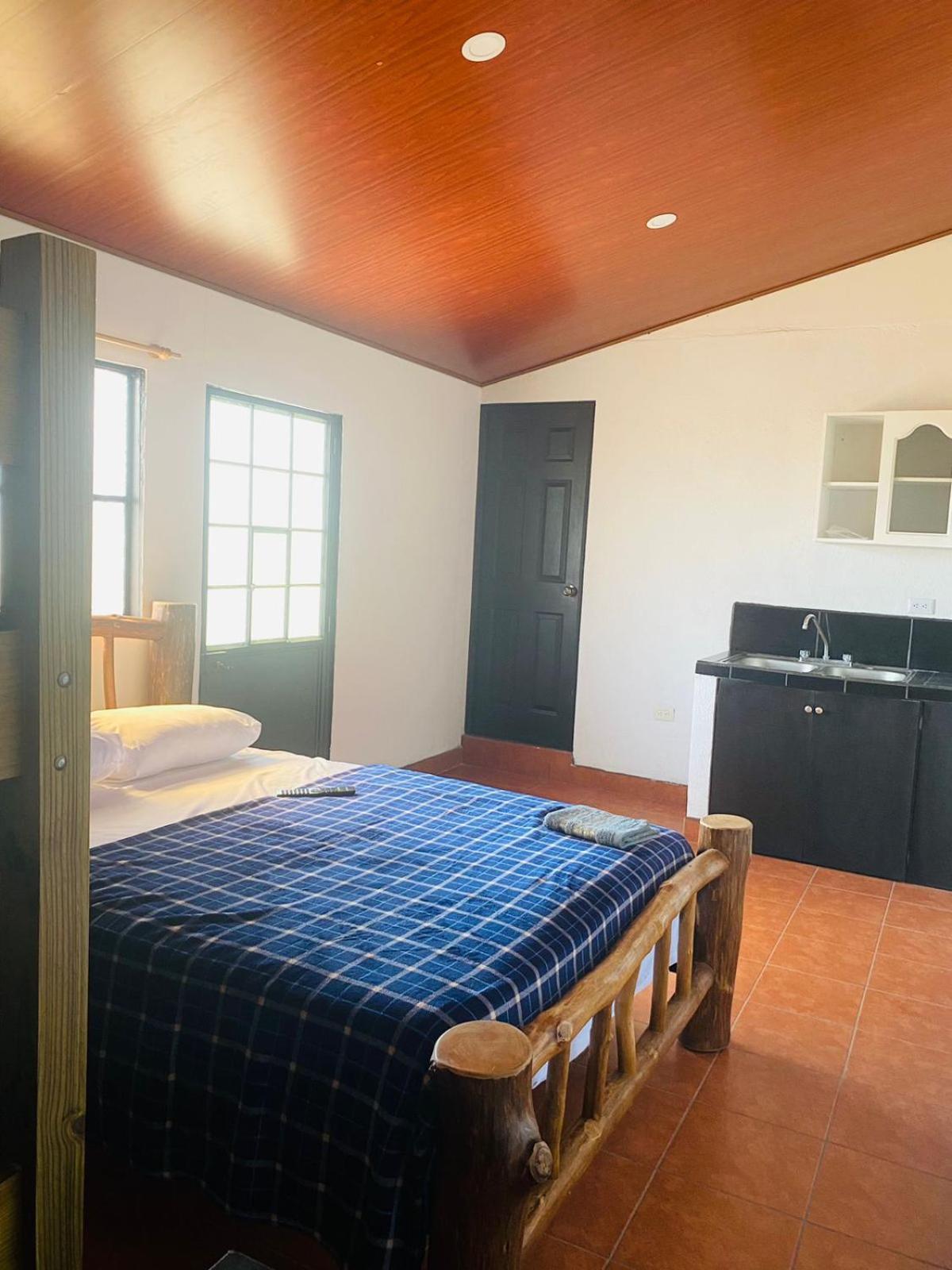 Hostal 17-52 Guatemala City Екстериор снимка