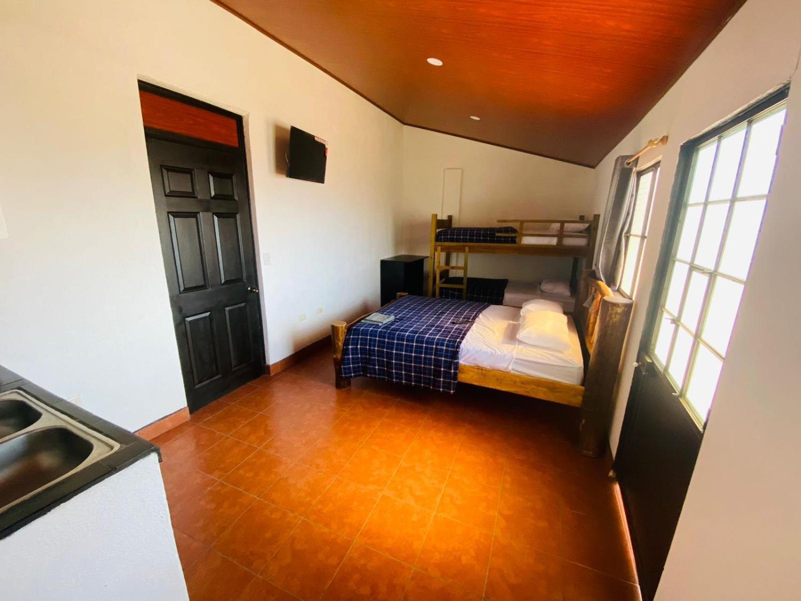 Hostal 17-52 Guatemala City Екстериор снимка
