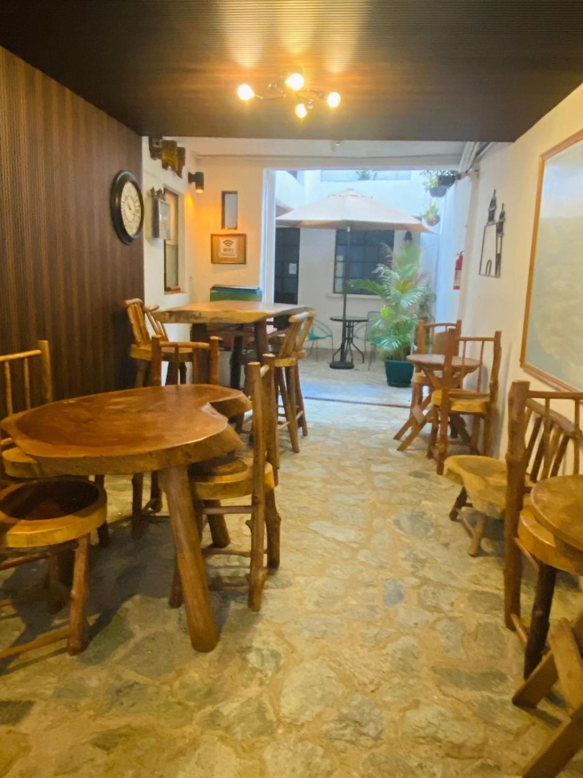 Hostal 17-52 Guatemala City Екстериор снимка