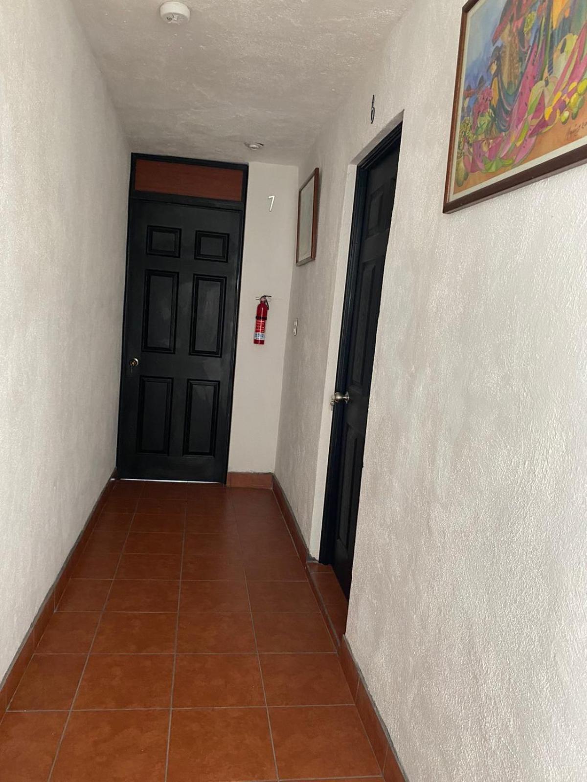 Hostal 17-52 Guatemala City Екстериор снимка
