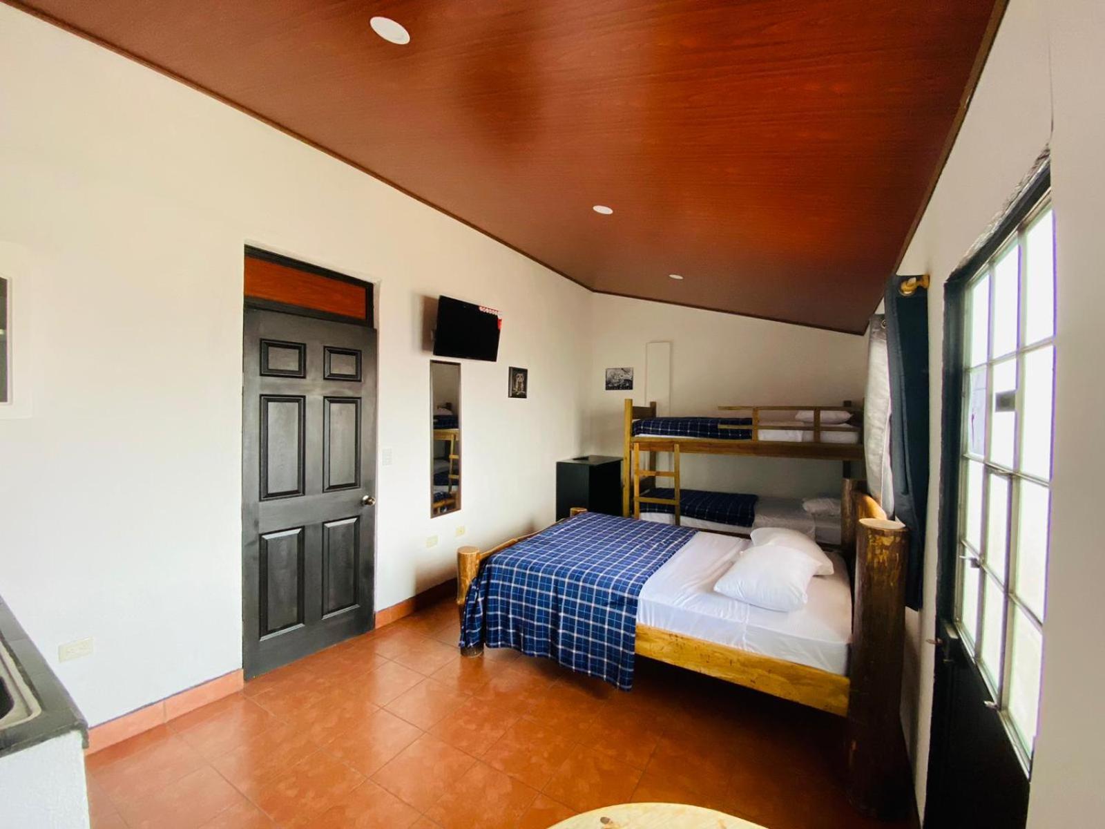 Hostal 17-52 Guatemala City Екстериор снимка