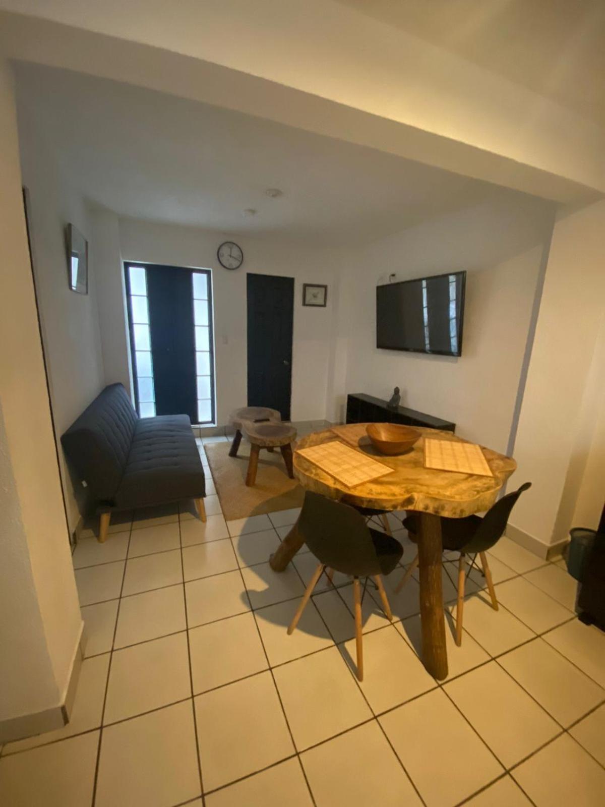 Hostal 17-52 Guatemala City Екстериор снимка