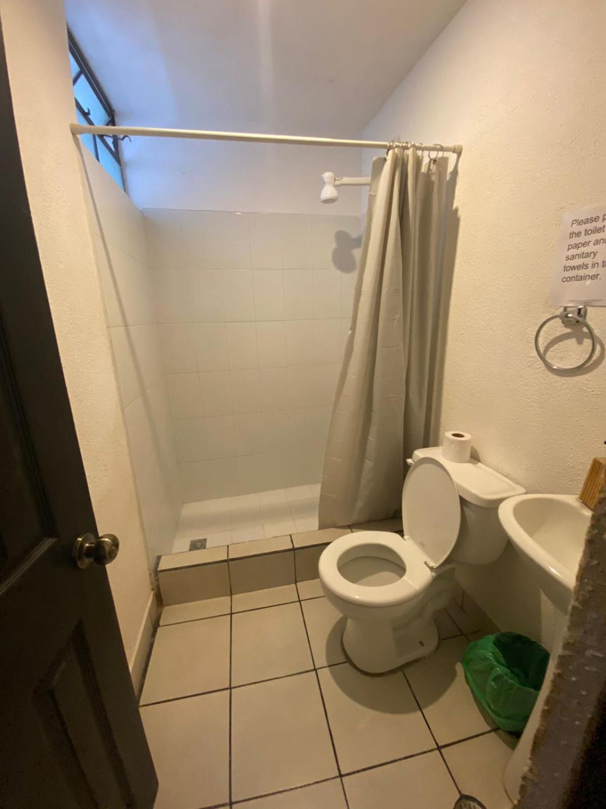 Hostal 17-52 Guatemala City Екстериор снимка