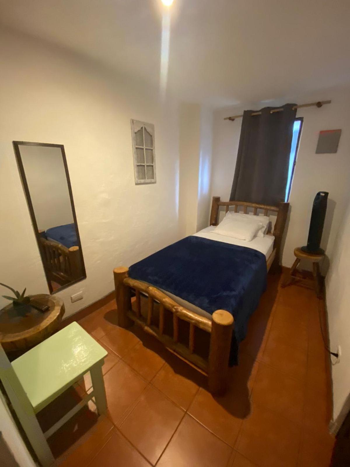 Hostal 17-52 Guatemala City Екстериор снимка