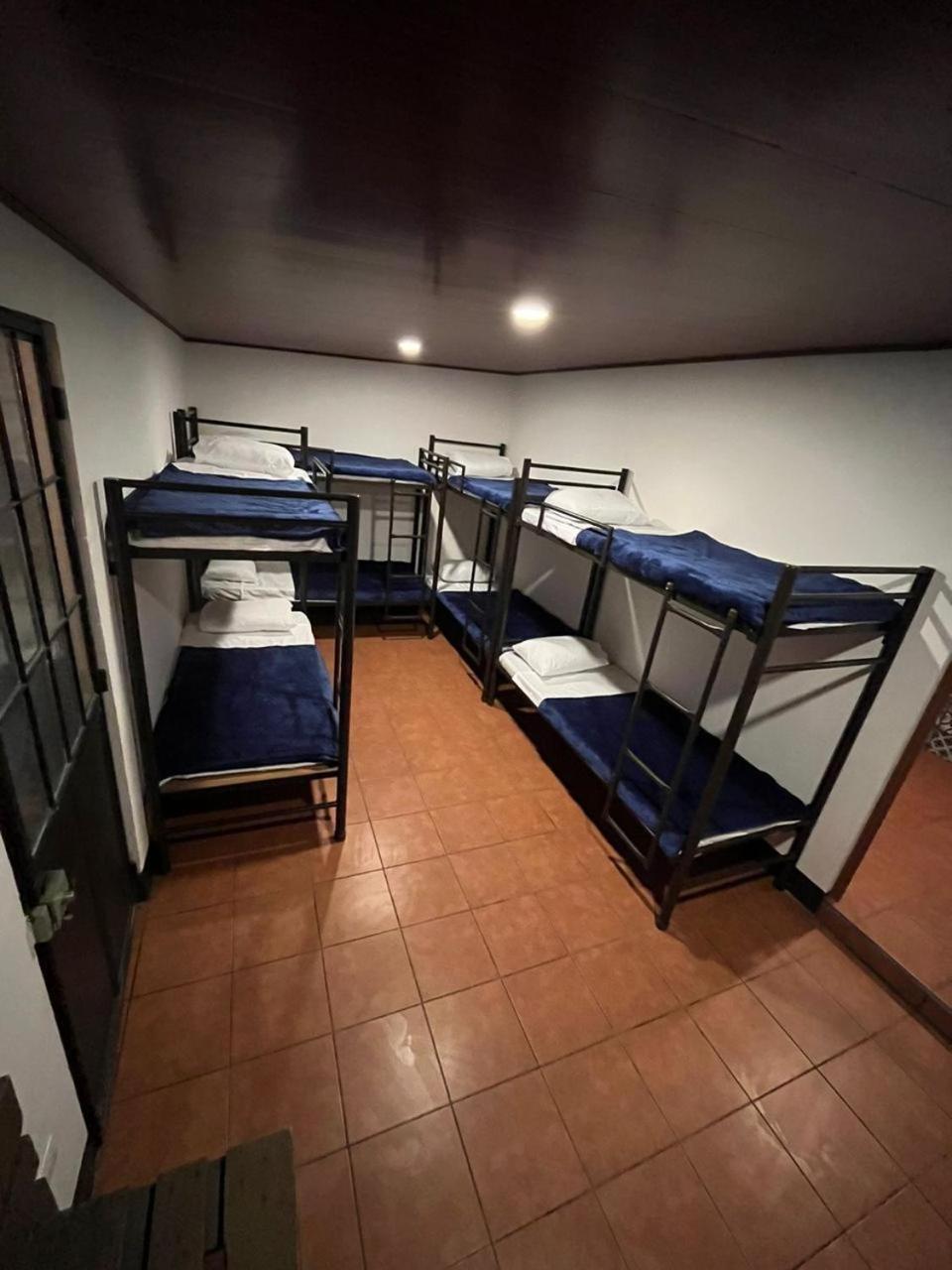 Hostal 17-52 Guatemala City Екстериор снимка